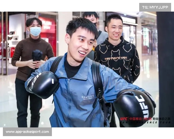UFC亚太区负责人张卓麟:中国市场版权策略坚持与咪咕深度合作,短视频平台助力粉丝拓展 UFC亚太区负责人张卓麟:中国市场版权策略坚持与咪咕深度合作,短视频平台助力粉丝拓展